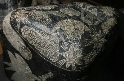 Иллюстрация к книге — Камни Ики. Послание невозможной цивилизации [i_137.jpg]