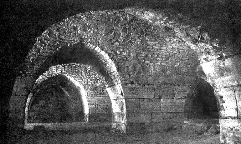 Иллюстрация к книге — Рыцарские ордена в бою [i_166.jpg]