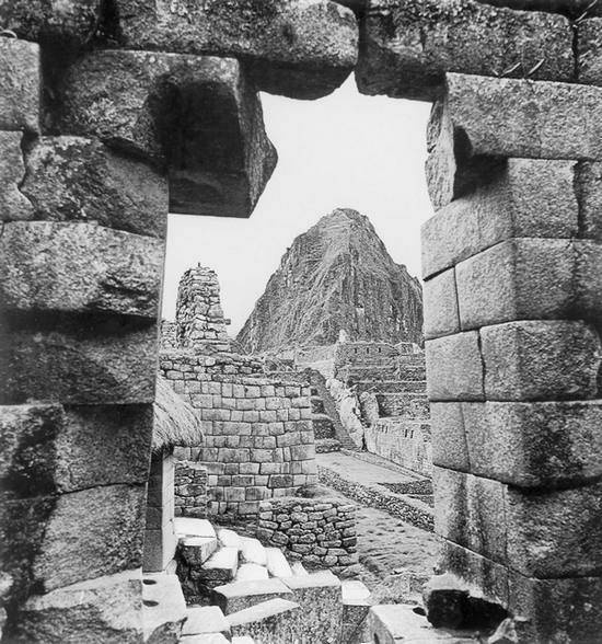 Иллюстрация к книге — Древняя Америка: полет во времени и пространстве. Северная Америка. Южная Америка [i_121.jpg]