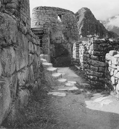 Иллюстрация к книге — Древняя Америка: полет во времени и пространстве. Северная Америка. Южная Америка [i_124.jpg]