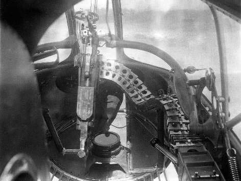 Иллюстрация к книге — Як-2/Як-4 и другие ближние бомбардировщики Яковлева [i_007.jpg]