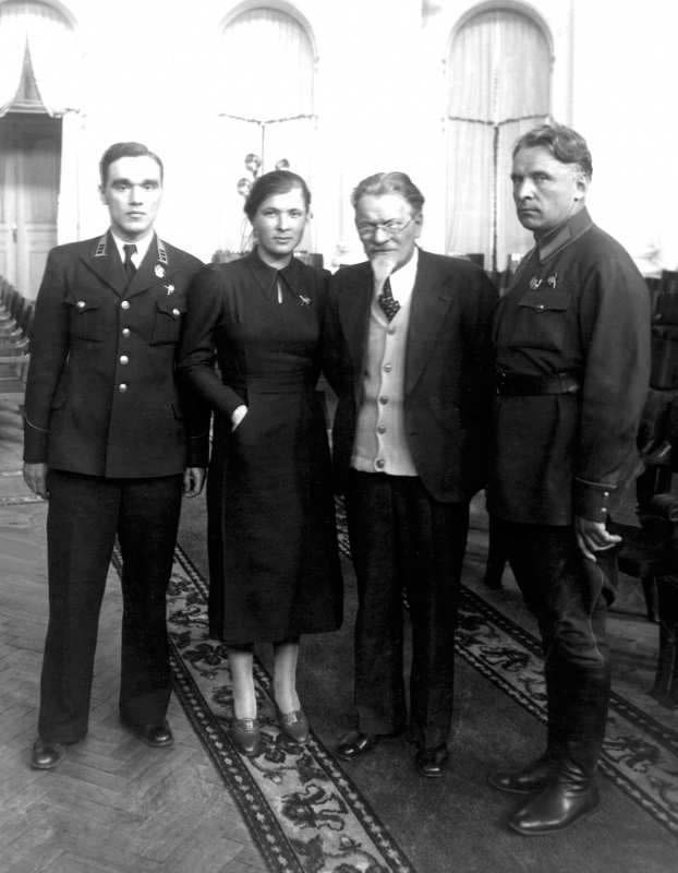 Иллюстрация к книге — Як-2/Як-4 и другие ближние бомбардировщики Яковлева [i_043.jpg]