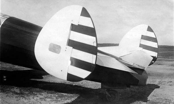 Иллюстрация к книге — Як-2/Як-4 и другие ближние бомбардировщики Яковлева [i_055.jpg]