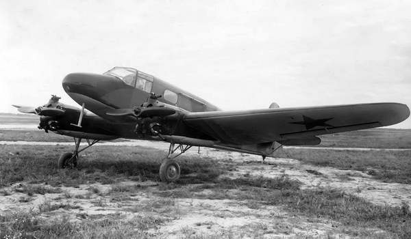 Иллюстрация к книге — Як-2/Як-4 и другие ближние бомбардировщики Яковлева [i_149.jpg]