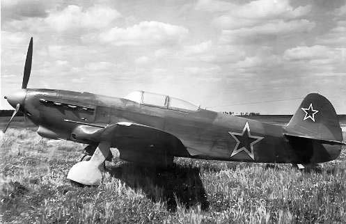 Иллюстрация к книге — Як-2/Як-4 и другие ближние бомбардировщики Яковлева [i_168.jpg]