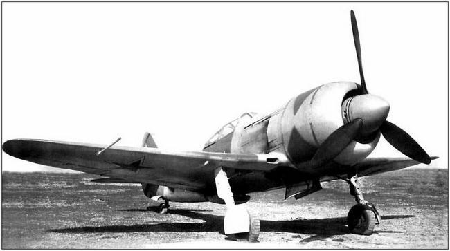 Иллюстрация к книге — Ла-7, Ла-9, Ла-11. Последние поршневые истребители СССР [i_022.jpg]