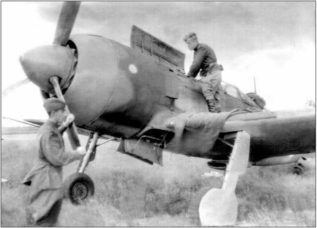 Иллюстрация к книге — Ла-7, Ла-9, Ла-11. Последние поршневые истребители СССР [i_039.jpg]