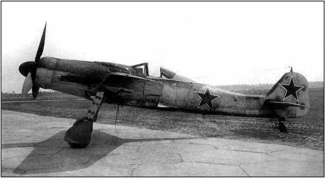 Иллюстрация к книге — Ла-7, Ла-9, Ла-11. Последние поршневые истребители СССР [i_058.jpg]