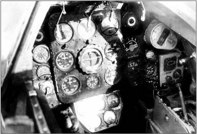 Иллюстрация к книге — Ла-7, Ла-9, Ла-11. Последние поршневые истребители СССР [i_092.jpg]