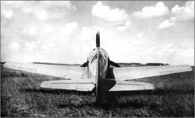 Иллюстрация к книге — Ла-7, Ла-9, Ла-11. Последние поршневые истребители СССР [i_118.jpg]