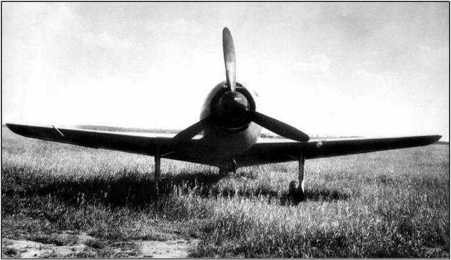 Иллюстрация к книге — Ла-7, Ла-9, Ла-11. Последние поршневые истребители СССР [i_119.jpg]