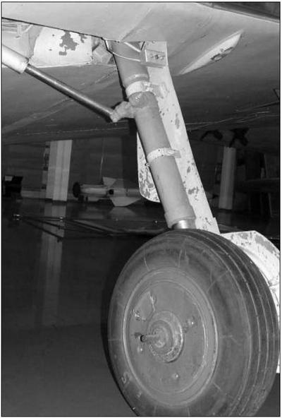 Иллюстрация к книге — Ла-7, Ла-9, Ла-11. Последние поршневые истребители СССР [i_170.jpg]