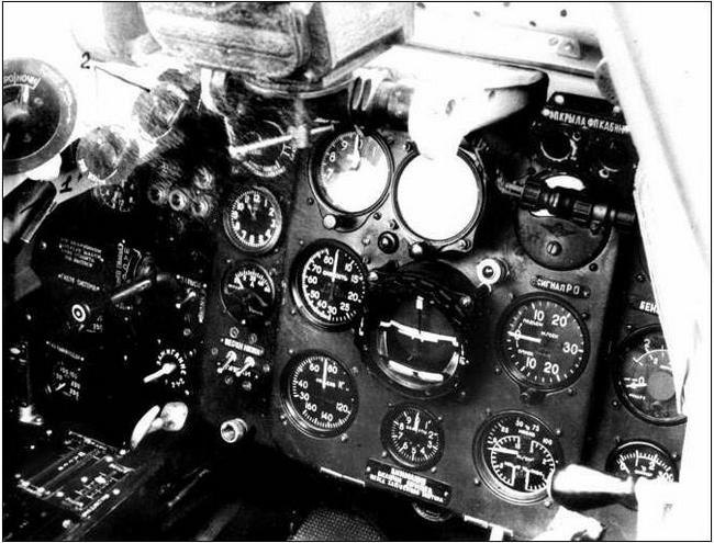 Иллюстрация к книге — Ла-7, Ла-9, Ла-11. Последние поршневые истребители СССР [i_198.jpg]