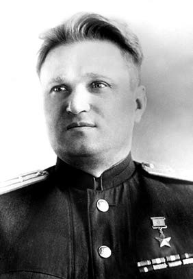 Иллюстрация к книге — Реактивные первенцы СССР - МиГ-9, Як-15, Су-9, Ла-150, Ту-12, Ил-22 [i_028.jpg]