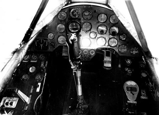 Иллюстрация к книге — Реактивные первенцы СССР - МиГ-9, Як-15, Су-9, Ла-150, Ту-12, Ил-22 [i_101.jpg]