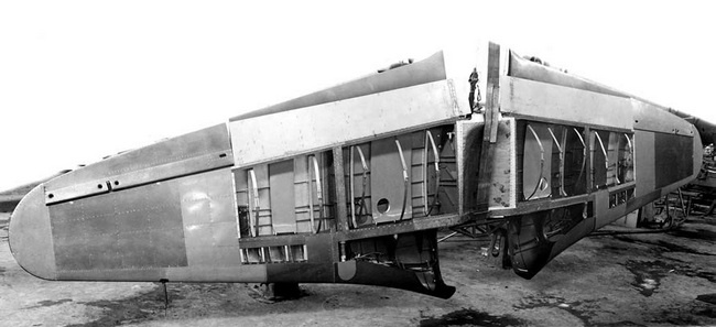 Иллюстрация к книге — Реактивные первенцы СССР - МиГ-9, Як-15, Су-9, Ла-150, Ту-12, Ил-22 [i_148.jpg]