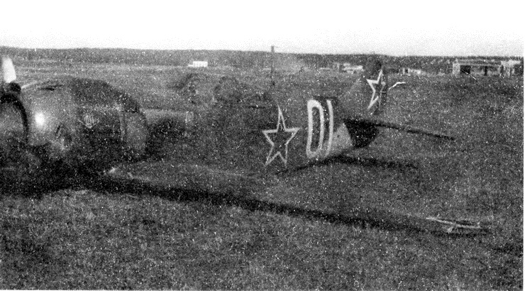 Иллюстрация к книге — Истребитель Ла-5. Сломавший хребет Люфтваффе [i_057.jpg]