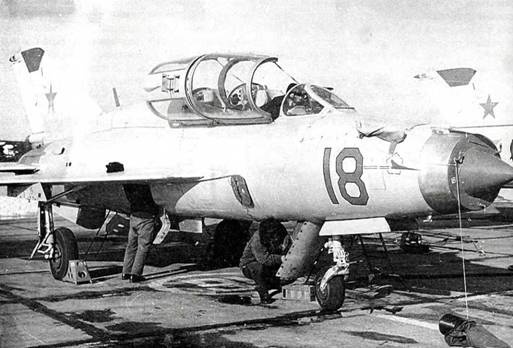 Иллюстрация к книге — Истребитель МиГ-21 Рождение легенды [pic_53.jpg]