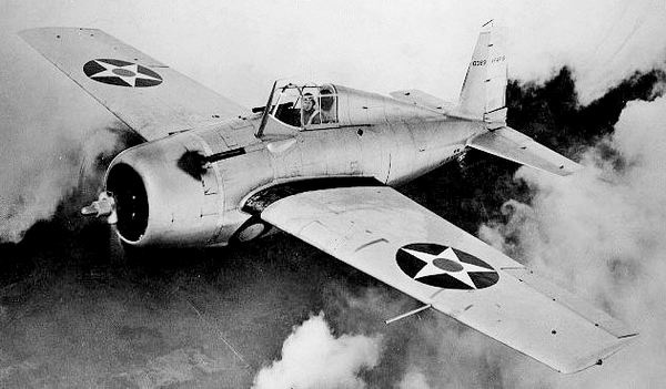 Иллюстрация к книге — Палубный истребитель Грумман F4F «Уайлдкэт» [i_012.jpg]