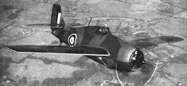 Иллюстрация к книге — Палубный истребитель Грумман F4F «Уайлдкэт» [i_047.jpg]