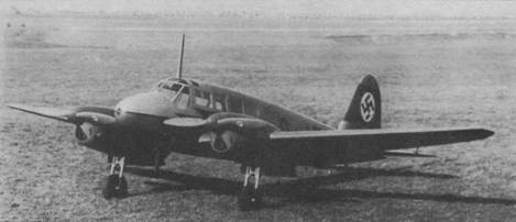 Иллюстрация к книге — Военно-транспортные самолеты, 1939-1945 [pic_83.jpg]