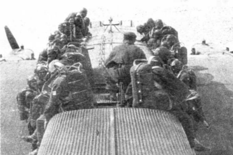 Иллюстрация к книге — Самолеты-гиганты СССР [img_121.jpg]