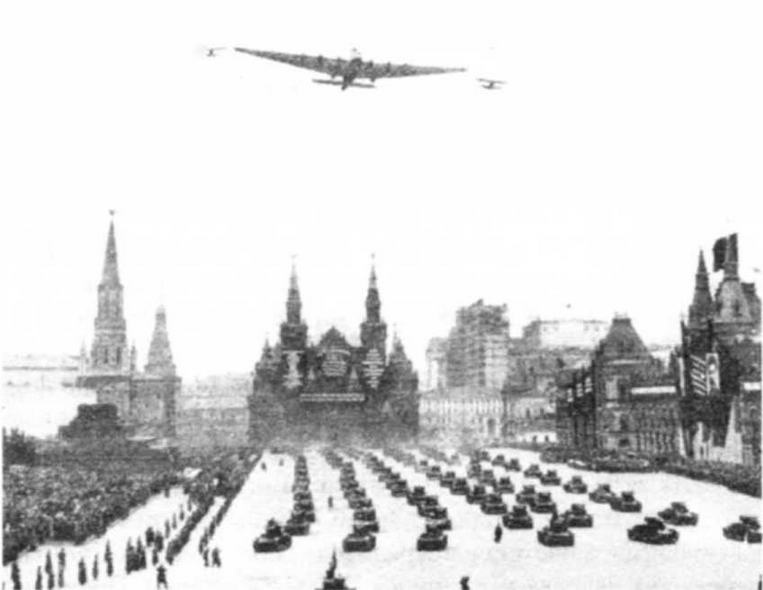 Иллюстрация к книге — Самолеты-гиганты СССР [img_2.jpg]