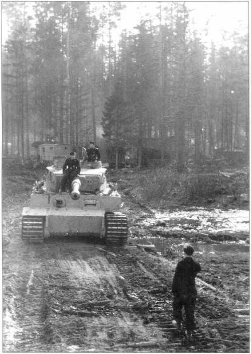 Иллюстрация к книге — Тяжелый танк «Тигр I» [i_063.jpg]