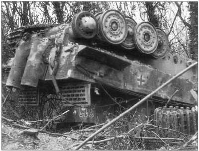 Иллюстрация к книге — Тяжелый танк «Тигр I» [i_093.jpg]