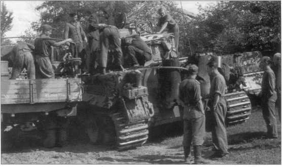 Иллюстрация к книге — Тяжелый танк «Тигр I» [i_097.jpg]