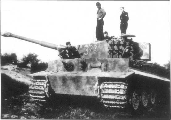 Иллюстрация к книге — Тяжелый танк «Тигр I» [i_098.jpg]