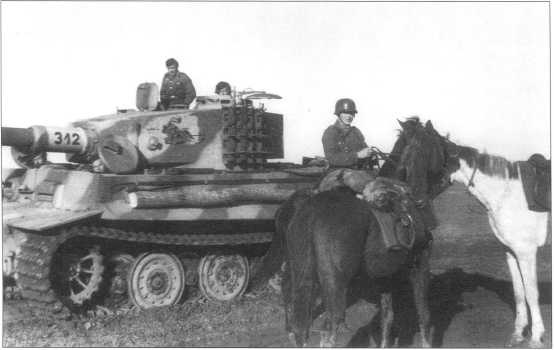 Иллюстрация к книге — Тяжелый танк «Тигр I» [i_115.jpg]