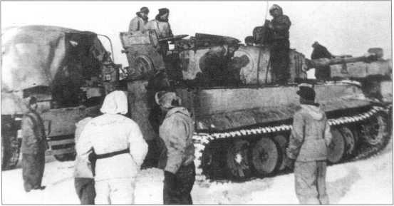 Иллюстрация к книге — Тяжелый танк «Тигр I» [i_121.jpg]