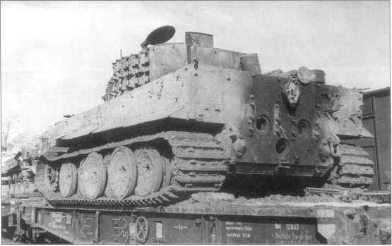 Иллюстрация к книге — Тяжелый танк «Тигр I» [i_230.jpg]