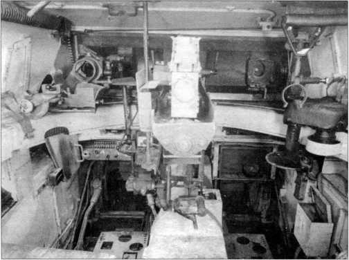 Иллюстрация к книге — Маленькие "Тигры". Для разведки и связи [i_026.jpg]