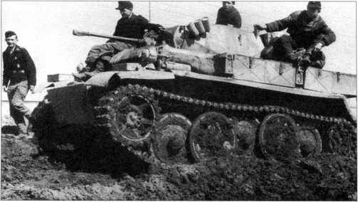 Иллюстрация к книге — Маленькие "Тигры". Для разведки и связи [i_036.jpg]