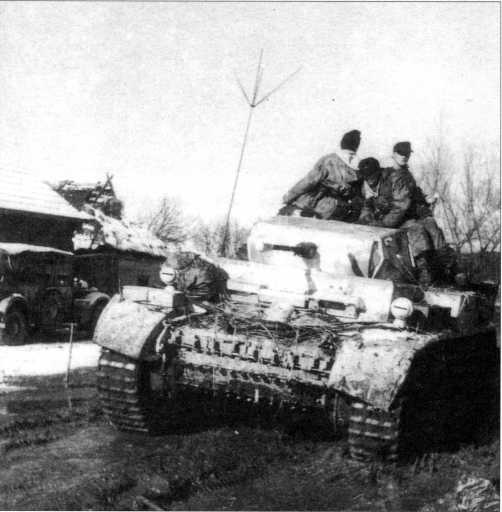 Иллюстрация к книге — Маленькие "Тигры". Для разведки и связи [i_037.jpg]