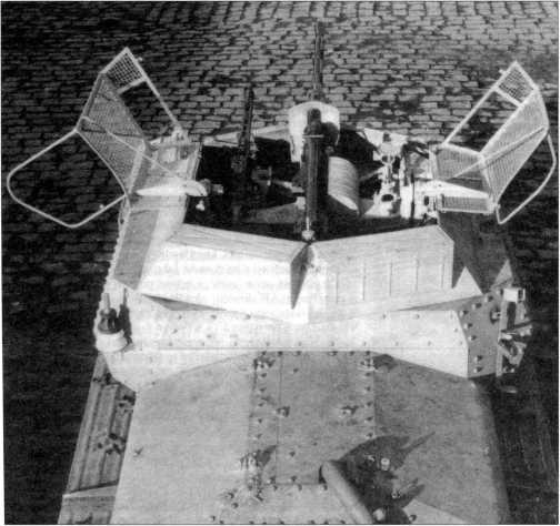 Иллюстрация к книге — Маленькие "Тигры". Для разведки и связи [i_058.jpg]