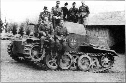 Иллюстрация к книге — Маленькие "Тигры". Для разведки и связи [i_084.jpg]