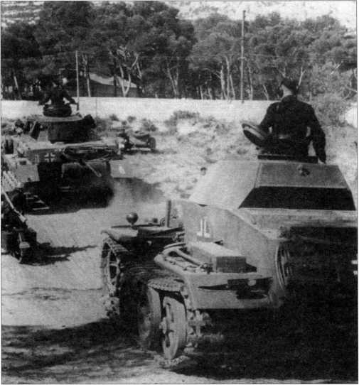 Иллюстрация к книге — Маленькие "Тигры". Для разведки и связи [i_086.jpg]