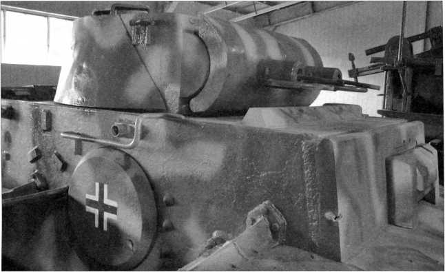 Иллюстрация к книге — Маленькие "Тигры". Для разведки и связи [i_129.jpg]