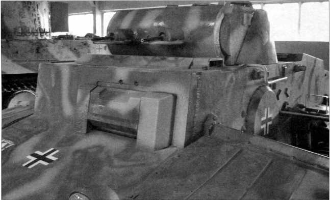 Иллюстрация к книге — Маленькие "Тигры". Для разведки и связи [i_130.jpg]