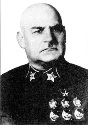 Иллюстрация к книге — "Танки, вперед". Курьезы танковой войны в битве за Ленинград 1941-1944 гг. [i_011.jpg]