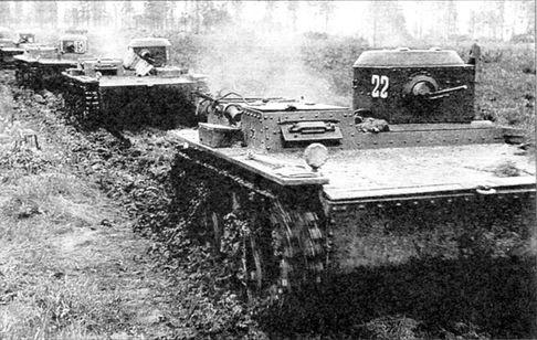 Иллюстрация к книге — "Танки, вперед". Курьезы танковой войны в битве за Ленинград 1941-1944 гг. [i_021.jpg]