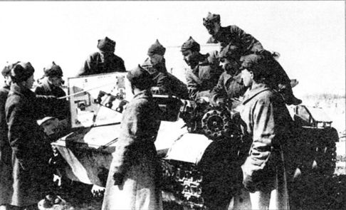 Иллюстрация к книге — "Танки, вперед". Курьезы танковой войны в битве за Ленинград 1941-1944 гг. [i_022.jpg]