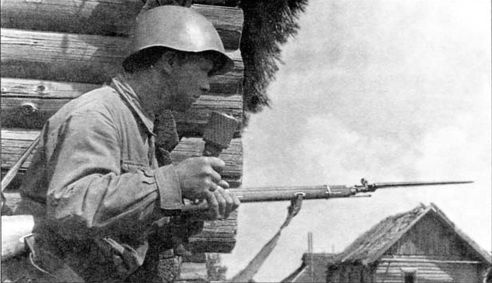 Иллюстрация к книге — Гибель фронтов [i_016.jpg]