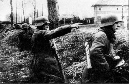 Иллюстрация к книге — Гибель фронтов [i_029.jpg]