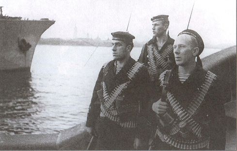 Иллюстрация к книге — У стен Ленинграда [i_029.jpg]