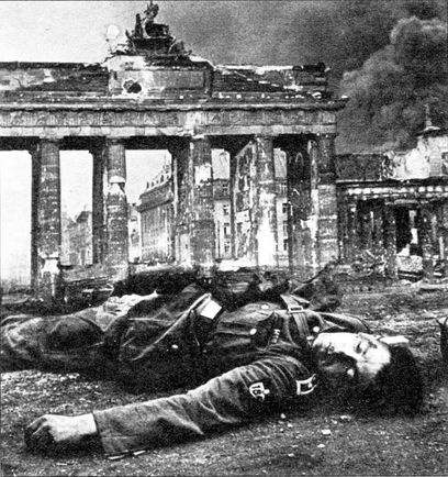 Иллюстрация к книге — У стен Берлина [i_031.jpg]