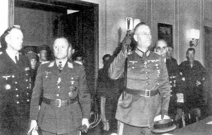 Иллюстрация к книге — У стен Берлина [i_036.jpg]